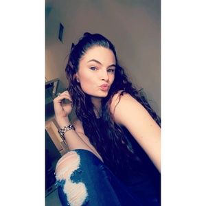 Meet your Posher, Paige
